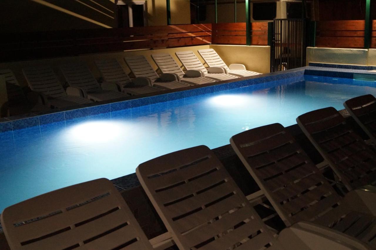 מאקרסקה Studio Apartments Marija With Private Parking מראה חיצוני תמונה